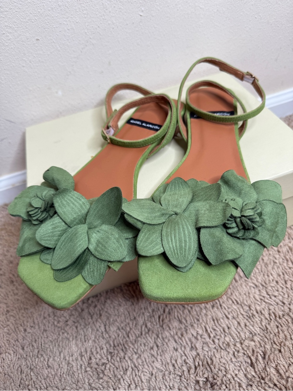 Green Suede Floral Appliqué Women’s Sandals - Anthropologie Angel Alarcon